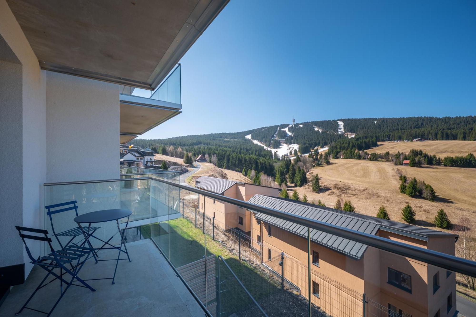 Apartmany Vista Klinovec Loučná pod Klínovcem 外观 照片
